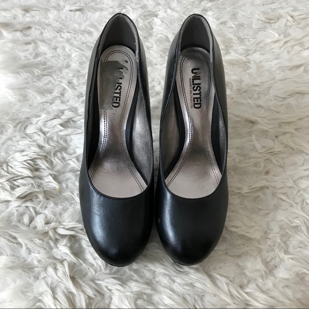 Unlisted Black Pump
